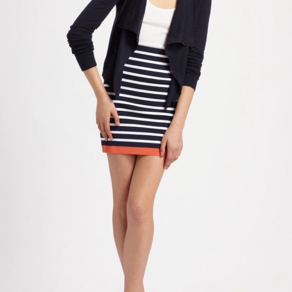 Bcbgmaxazria bandage stripe skirt size XS